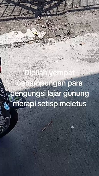 Tempat penyelamatan para pengungsi lajar gunung merapi yang berada di kelurahan Glagaharjo Cangkringan Sleman DIJ