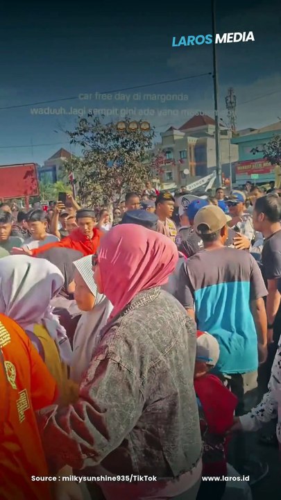 Mobil Terobos CFD di Depok Dikawal Polisi, Jadi Bulan-bulanan Pengunjung Seketika