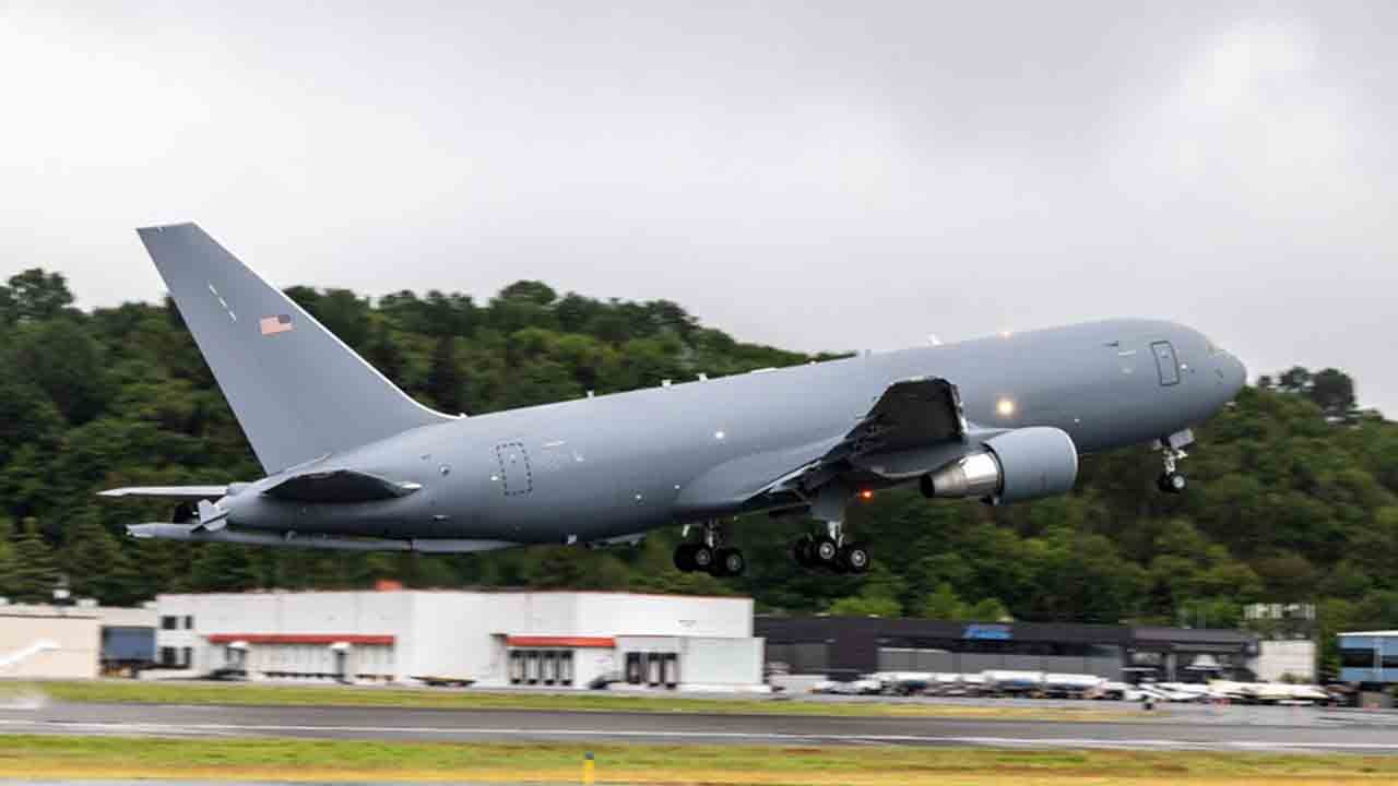 Ein Blick ins Innere des KC-46A Pegasus: Der fortschrittliche Lufttank der US-Luftwaffe