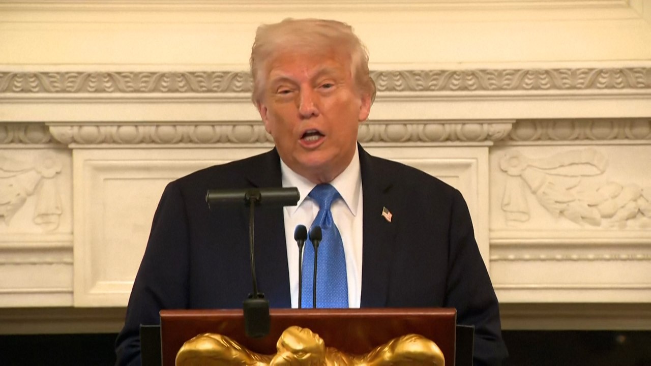 Ukraine : Donald Trump salue sa « bonne discussion » avec Vladimir Poutine