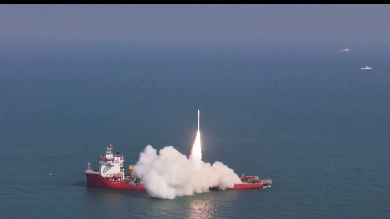 Blastoff! China launches 4 satellites from sea platform atop Ceres 1 rocket