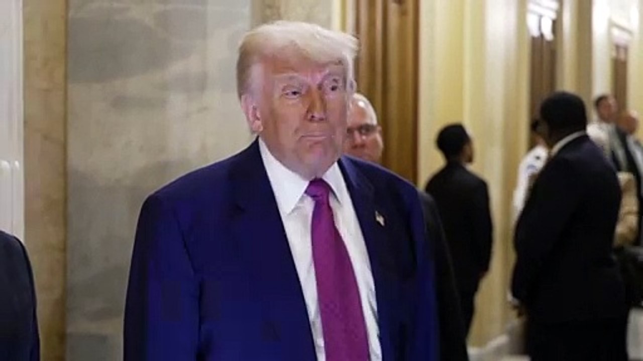 Steuersenkungen und Sozialeinschnitte: US-Abgeordnete billigen Trumps Haushalt