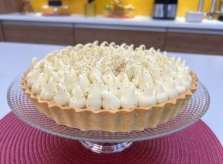 Torta de baunilha com caramelo e ganache