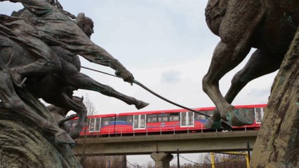 Look around London: Docklands Light Railway