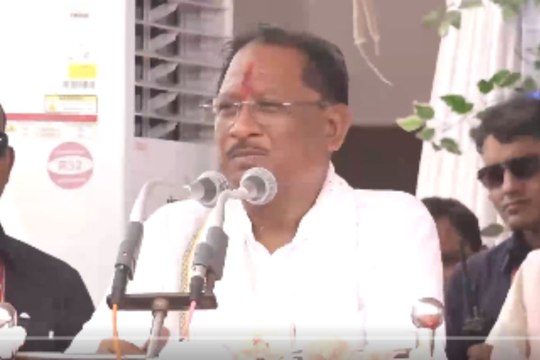 CG News: अटल पंचायत डिजिटल सुविधा केंद्र से खत्म हुआ नगदी का टेंशन, CM साय ने क्या कहा, देखें Video...