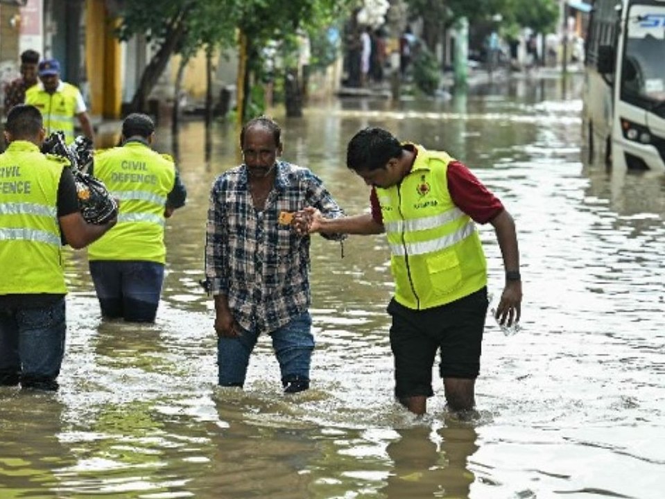 Wassermassen legen Indiens Silicon Valley lahm