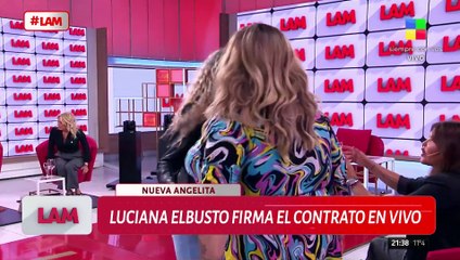 Luciana Elbusto fue a firmar su contrato en vivo para convertirse en angelita de LAM