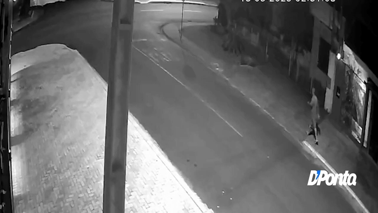 Idoso é morto a golpes de bloco de concreto após confusão em bar; vídeo