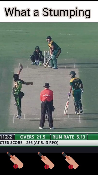 Intelligent Bowling by Shahid Afridi and a Quick Stumping by Kamran Akmal