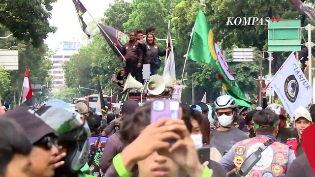 Jokowi Diminta Tunjukkan Ijazah, Dedi Mulyadi Peluk Siswa, DPR soal Demo Ojol [TOP3NEWS]