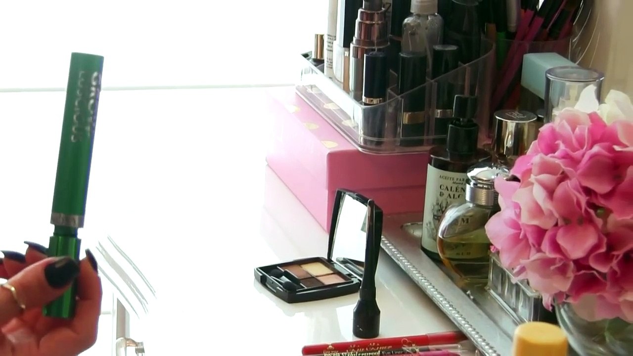Reutiliza el maquillaje que creías agotado en tan solo un paso | Cotorreando - Capítulo 5