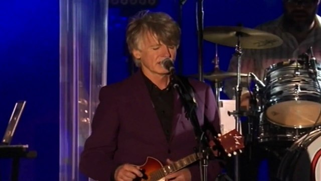 Four Seasons In One Day (with Tim Finn) - Crowded House (live)