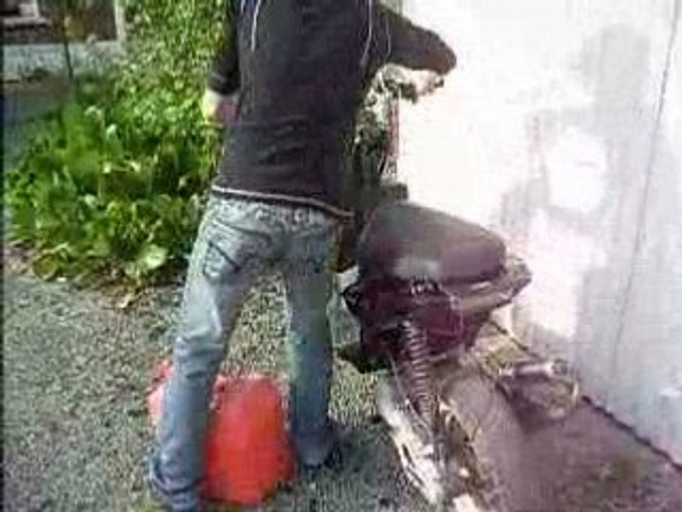 Stuntro En Big Bore mal réglé