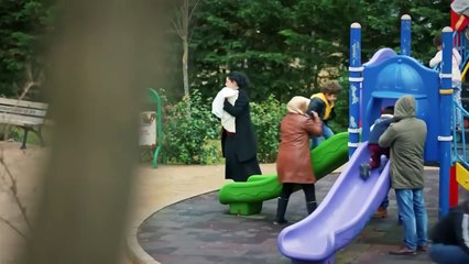 67. Estado Civil: Complicado (Iliski Durumu: Karisik), en español