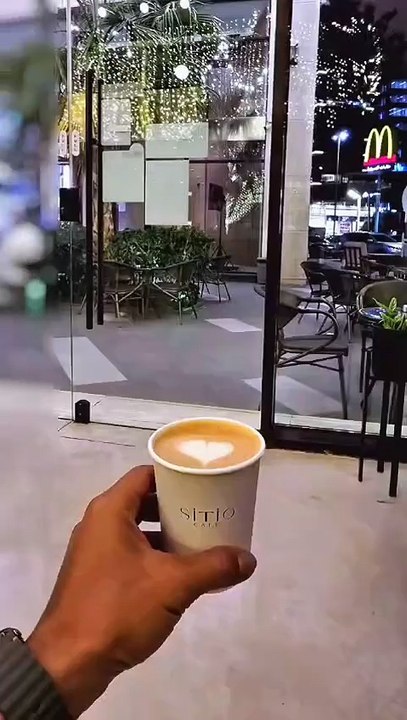 How to blur image background