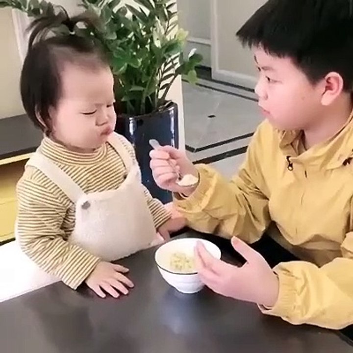 Younger brother and sister new viral funny video 😂📸 sibling funny video 📸 baby's love 😘 baby's viral video 📸#shorts #shortvideo #viralvideo #funny #funnyvideo #comedy #siblings #brother #sister #love #care