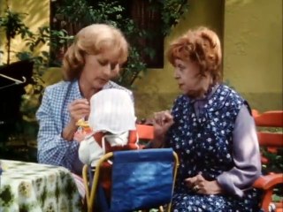 Drei Damen vom Grill S04E08-Klappe Zu Affe Tot