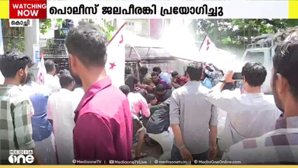 ഇഡി ഉദ്യോഗസ്ഥരുടെ കോഴക്കേസിൽ പ്രതിഷേധവുമായി   DYFI