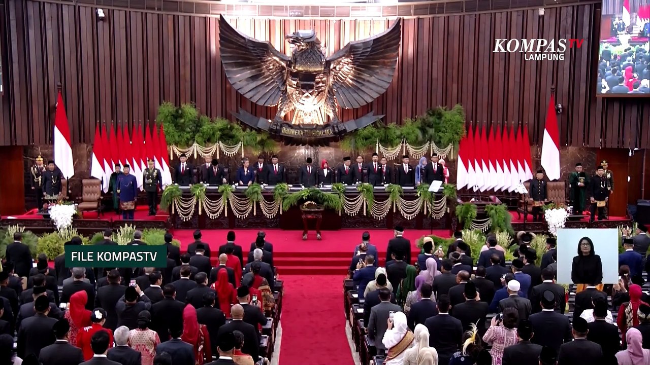 Hoax Presiden Prabowo Resmi Copot Gibran Sebagai Wakil Presiden | NEWS OR HOAX
