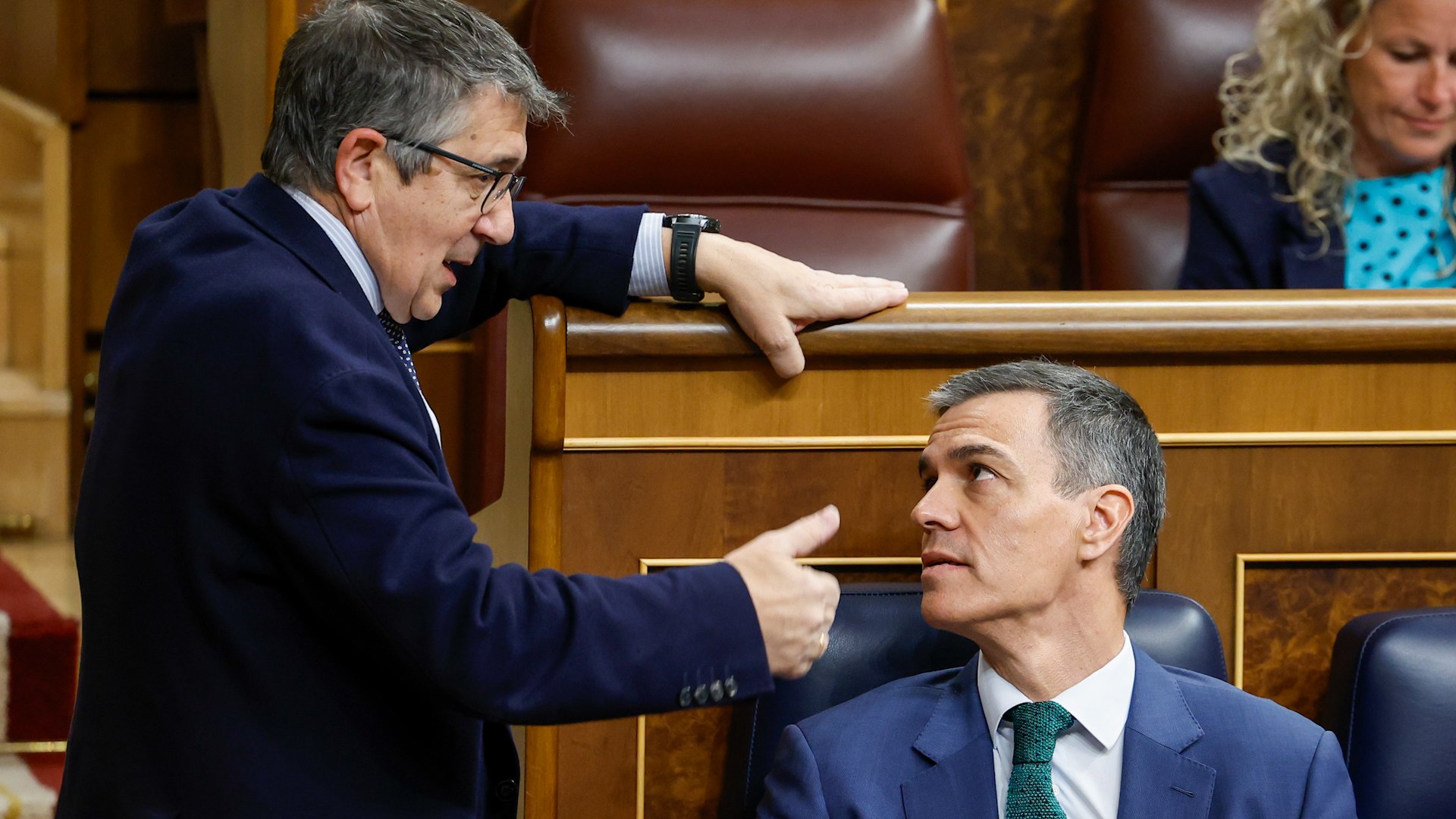 El portavoz del PSOE en el Congreso, Patxi L�pez, se ha referido a las publicaciones sobre el diputado canario Gustavo Matos y el secretario de Organizaci�n del partido, Santos Cerd�n, y ha dicho que est� "harto de la cacer�a" abierta contra los socialistas.