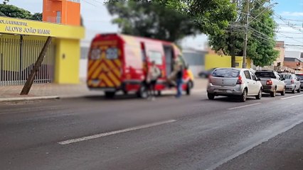 Criança cai da escada na Escola Aloys João Mann em Cascavel