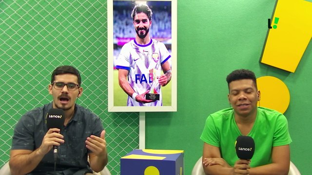 Ex-Internacional, Erik relembra saída do clube e adaptação ao futebol árabe.