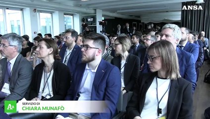 Ey-Oxford Economics, in Italia Pil a +0,4% nel '25. Pesano dazi