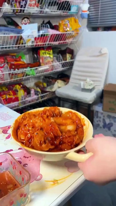 Follow for more ASMR videos🌮🍟 Credits: @vivimukbang #mukbang #asmr #fastfood #asmreating