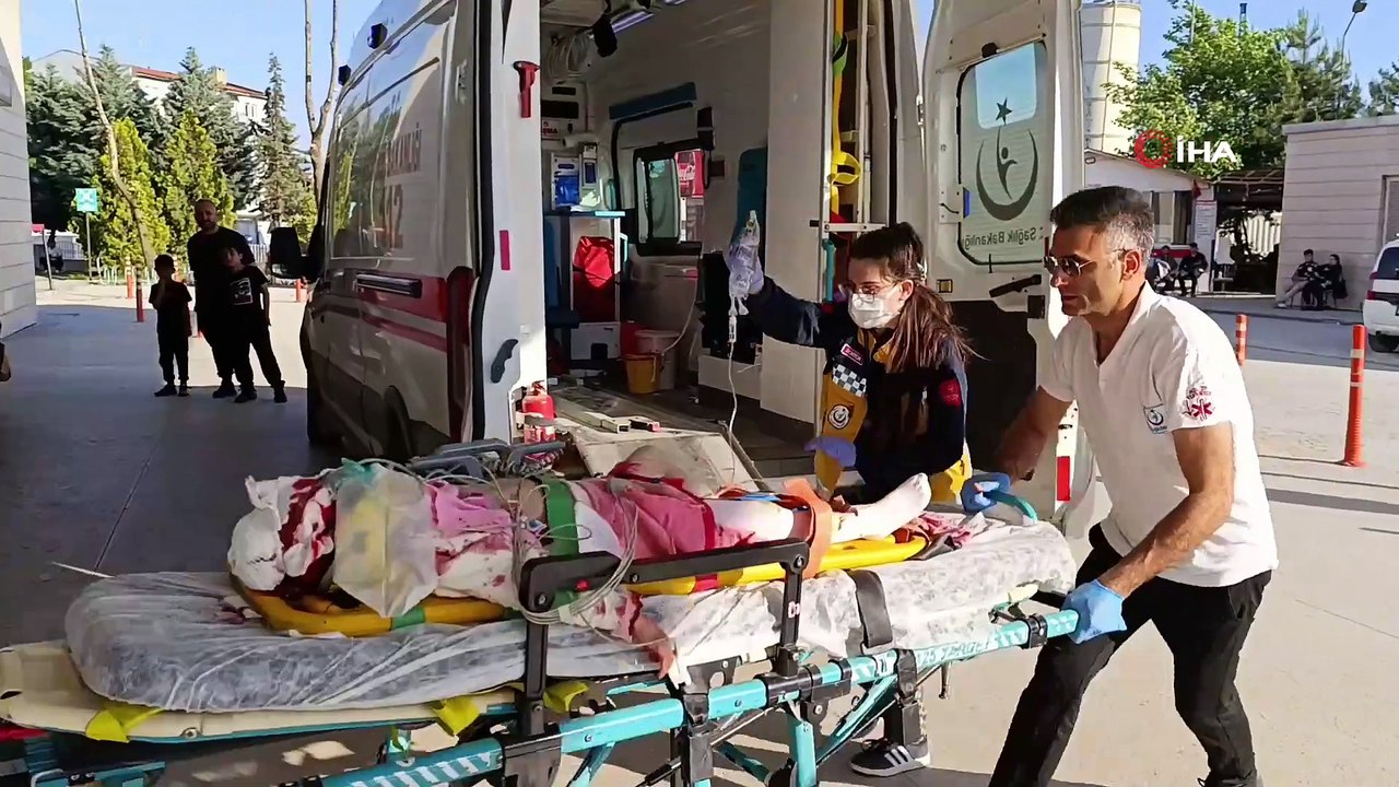 Bu acıya yürek dayanmaz! Bir babanın yıkılıp kaldığı an