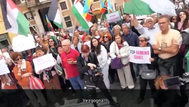 Gaza, protesta davanti a Montecitorio: Vergogna, stop al genocidio