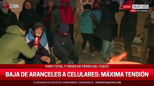 En Tierra del Fuego la gente protesta en las puertas de las fábricas con 0 grados