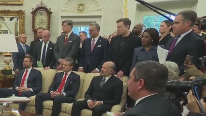 The Viral Stare of Elon Musk at South African President During Trump’s Speech