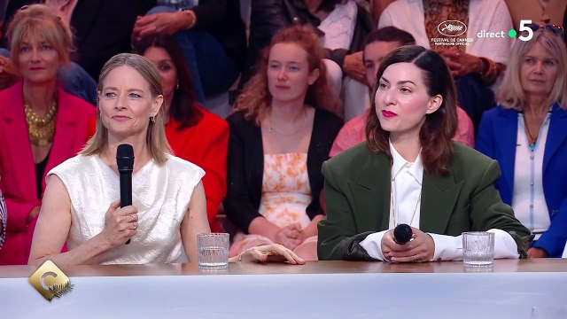 Sara Murphy, Zhang Xin, Lisa Ciuffetti, Thérèsa Van Graan, Alison Bartlett, Hadley Robinson, Emma Canning, Andrew Kortschak, Paul Mescal, Oliver Hermanus, Ben Shattuck, Raphael Sbarge - Montée des marches du film « The history of sound » lors du 78ème Fes