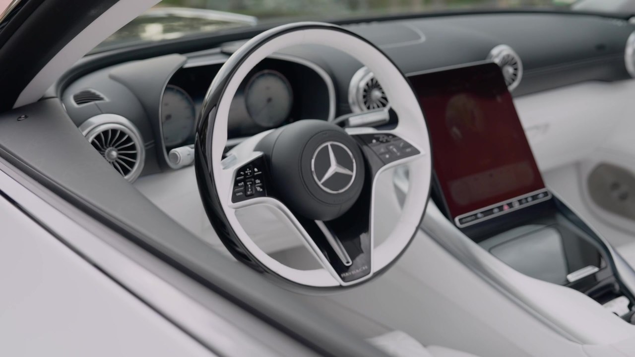 Mercedes-Maybach SL 680 Monogram Series White Ambience Interior Design