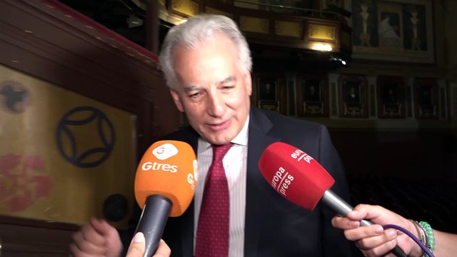 Álvaro Vargas Llosa responde sobre si Isabel Preysler le ha dado el pésame por el fallecimiento de Mario Vargas Llosa