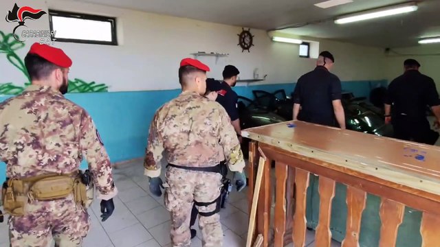 Furti d'auto ad Andria-Barletta-Trani: migliaia di pezzi venivano stoccati ed imballati