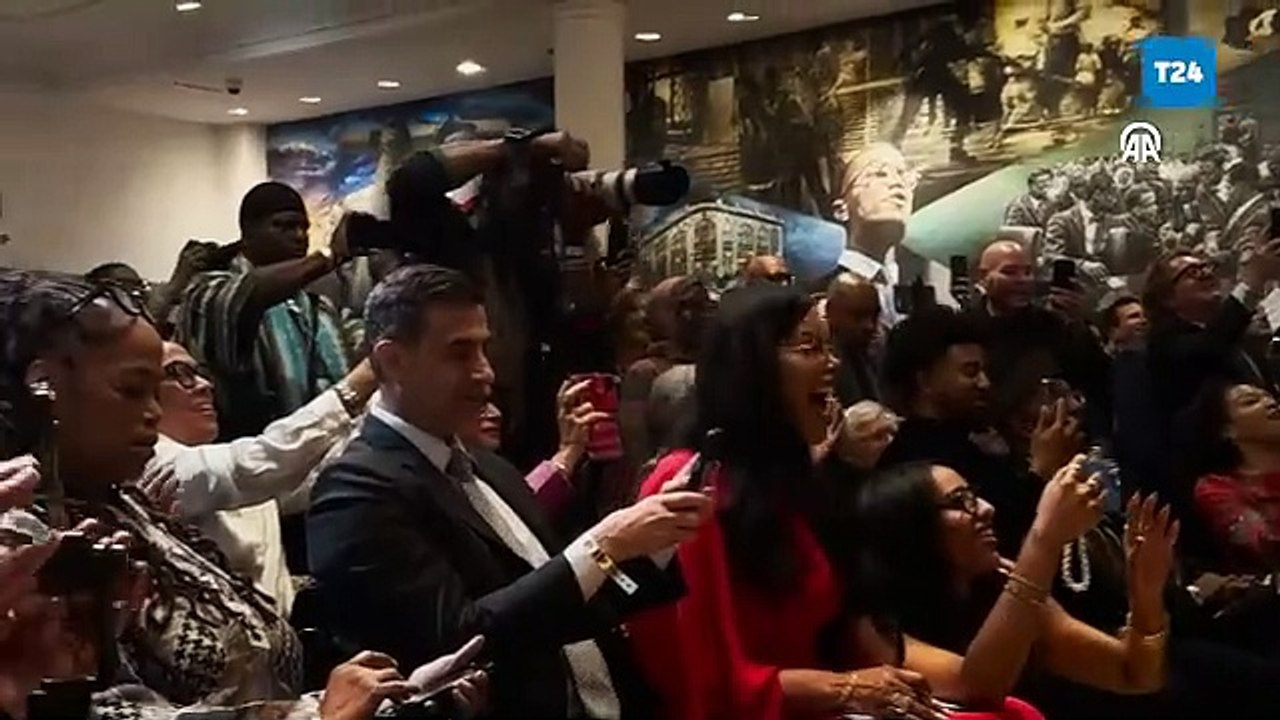 Grammy ödüllü sanatçı Hill'den Malcolm X’in 100. doğum günü anısına özel şarkı