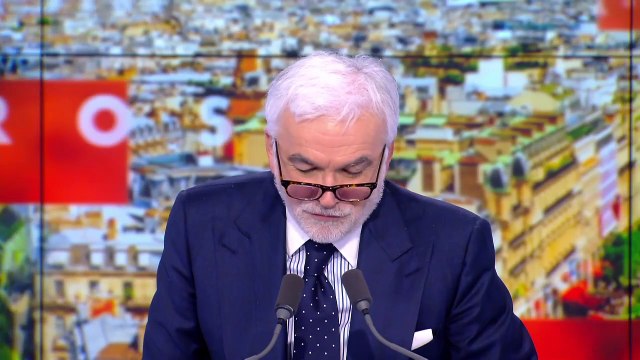 Édito Pascal Praud - Entrisme des Frères musulmans : «Le président fait semblant de découvir un danger»