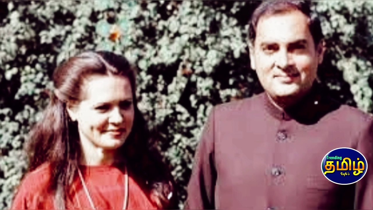 ராஜிவ் காந்தியின் தலைமையில்