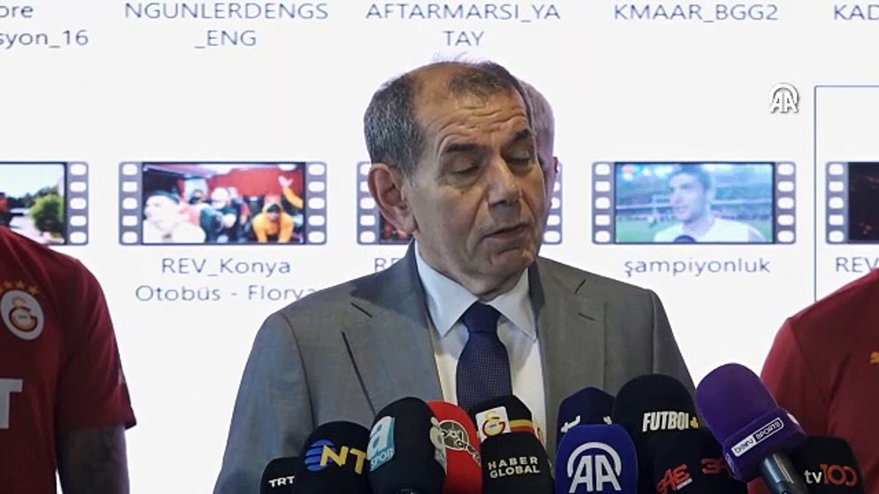 Kemerburgaz Tesislerinde antrenman öncesi basın açıklaması