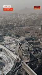 Dari tingkat 70 Menara Jam Makkah, pemandangan yang tak pernah jemu dipandang. Kaabah tetap menakjubkan, dari mana pun kita melihatnya