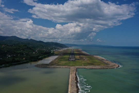 İki şehrin imza eseri: 10 yılda 8,8 milyon yolcu kullandı