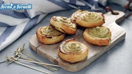 Girelle di sfoglia al pesto: stuzzichino salato veloce e gustoso