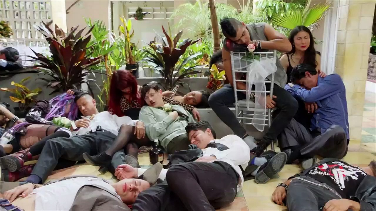 08. ¡Se armó el despelote en la fiesta de bodas de La Nena!