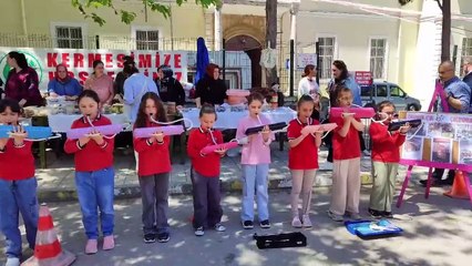 Sinop’ta okul yararına kermes