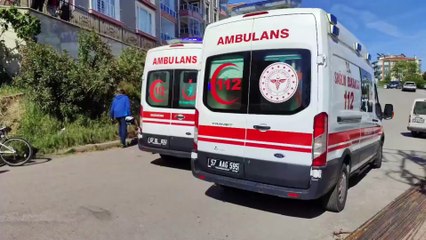 Sinop’ta minibüs ile motosiklet çarpıştı: 2 yaralı