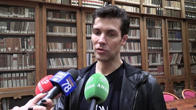 Roberto Bolle: «Giovani persi, bisogna dare loro fiducia»