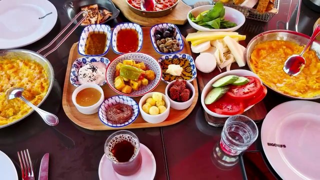 İstanbul'un En İyi 10 Manzaralı Restoranı
