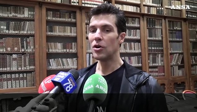 Danza, Roberto Bolle: Tanti giovani d'oggi smarriti, bisogna dargli fiducia