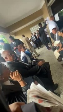 Abogados se quejan por condiciones inhumanas en el Juzgado de Paz